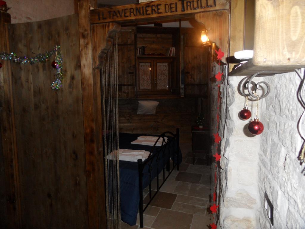 Taverniere Dei Trulli อัลเบโรเบลโล ภายนอก รูปภาพ